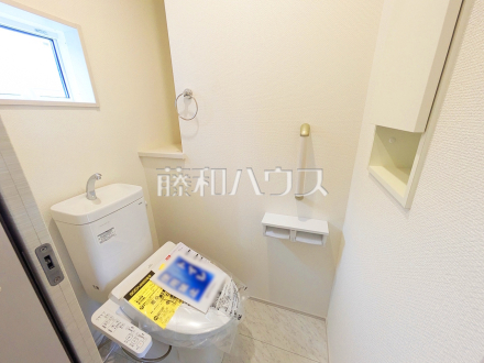 1号棟　トイレ　【東村山市青葉町１丁目】／撮影日2025/10/04