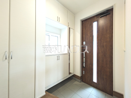 1号棟　玄関　【東村山市青葉町１丁目】／撮影日2025/10/09