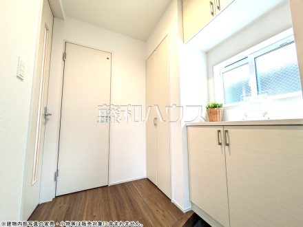 1号棟　玄関　【東村山市青葉町１丁目】／撮影日2025/10/25