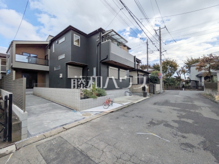 接道状況および現場風景　【東久留米市滝山１丁目】／撮影日2025/11/10