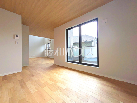 リビング　【東久留米市滝山１丁目】／撮影日2025/11/03