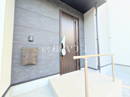 1号棟　玄関　【八王子市兵衛２丁目】／撮影日2025/10/17