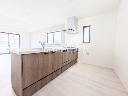 2号棟　キッチン　【八王子市兵衛２丁目】／撮影日2025/09/29