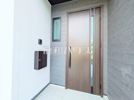 2号棟　玄関　【八王子市兵衛２丁目】／撮影日2025/09/29