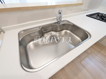 2号棟　浄水器一体型水栓　【三鷹市大沢５丁目】
　いつでもおいしいお水が飲める浄水器一体型水栓も完備　／撮影日2025/09/22