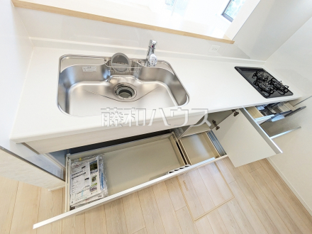 4号棟　キッチン　【三鷹市大沢５丁目】／撮影日2025/09/08