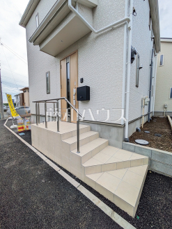 4号棟　玄関　【三鷹市大沢５丁目】／撮影日2025/09/22