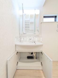 5号棟　洗面室　【三鷹市大沢５丁目】／撮影日2025/09/04