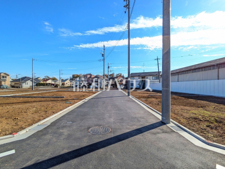 接道状況および現場風景　【立川市砂川町４丁目】／撮影日2025/11/21