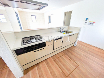 4号棟　キッチン　【福岡市城南区長尾４丁目】／撮影日2025/11/08