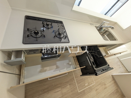 1号棟　キッチン収納　【府中市浅間町４丁目】／撮影日2025/11/27