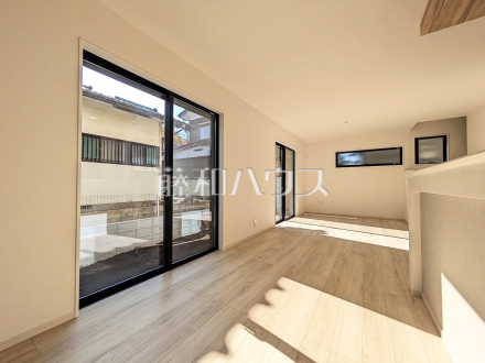 1号棟　リビング　【府中市浅間町４丁目】／撮影日2025/11/27