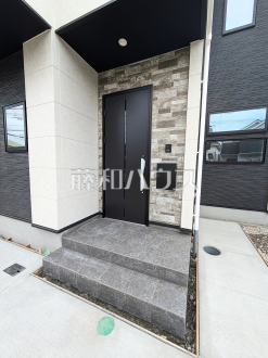 2号棟　玄関　【府中市浅間町４丁目】／撮影日2025/11/23