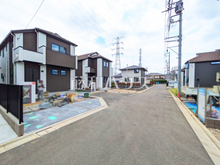 接道状況および現場風景　【小平市小川町１丁目】実際に行ってみないと分からないことも多くございます。営業担当がご案内いたしますので、お気軽にお問い合わせください。／撮影日2025/08/09