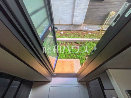 14号棟　キッチン勝手口　【小平市小川町１丁目】／撮影日2025/07/07