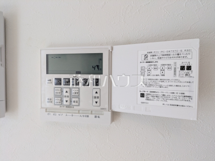 14号棟　床暖房スイッチ　【小平市小川町１丁目】　 空気を汚さず暖かい床暖房 ／撮影日2025/07/07