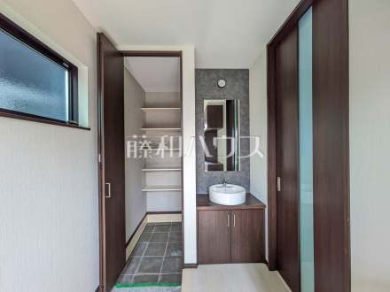 14号棟　玄関　【小平市小川町１丁目】／撮影日2025/07/07