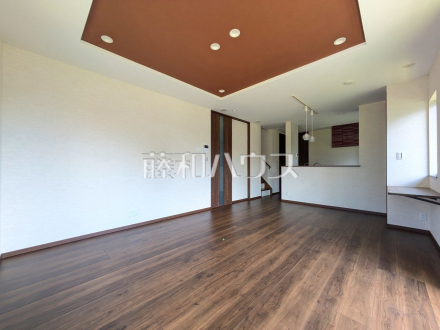 15号棟　リビング　【小平市小川町１丁目】／撮影日2025/07/21