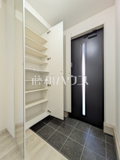 A号棟　玄関収納　【八王子市子安町１丁目】／撮影日2026/03/15