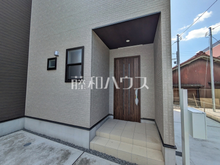4号棟　玄関　【小牧市中央３丁目】／撮影日2026/08/02