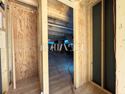 7号棟　施工中内観　【日野市東豊田４丁目】／撮影日2025/10/18