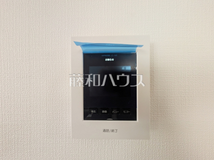 1号棟　TVモニター付インターフォン　【府中市府中町３丁目】　TVモニター付インターフォンのため訪問者がひと目で分かります
／撮影日2025/10/24