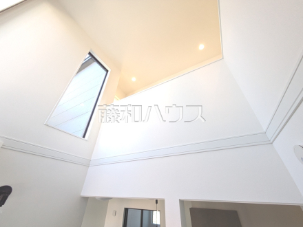 18号棟　吹き抜け　【武蔵村山市大南１丁目】／撮影日2026/02/15