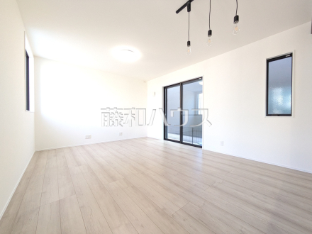 18号棟　リビング　【武蔵村山市大南１丁目】／撮影日2026/02/15