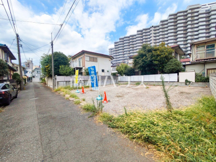 接道状況および現場風景　【西東京市谷戸町３丁目】 建物のプレゼンをさせていただきますので、実際の完成イメージを思い描いていただくことができます。お気軽にお問合せ下さい。 ／撮影日2025/08/28