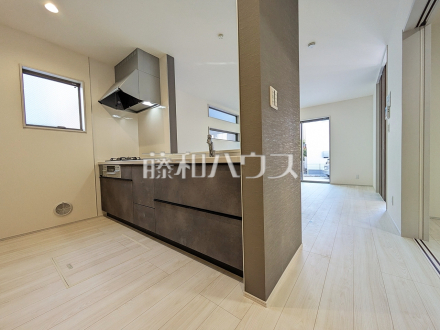 2号棟　キッチン　【八王子市大和田町３丁目】／撮影日2025/12/04