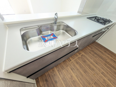 4号棟　キッチン　【八王子市大和田町３丁目】／撮影日2025/12/04