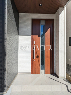 4号棟　玄関　【八王子市大和田町３丁目】／撮影日2025/12/04