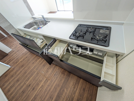 4号棟　キッチン　【八王子市大和田町３丁目】／撮影日2025/12/04