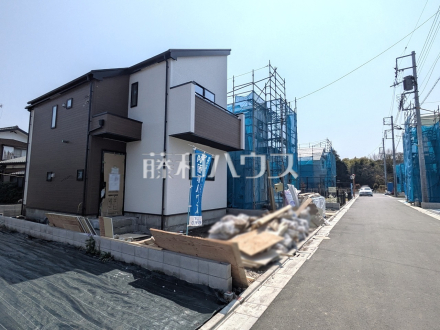 接道状況および現場風景　【三鷹市大沢２丁目】／撮影日2026/03/29