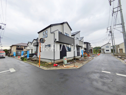 接道状況および現場風景　【三鷹市大沢２丁目】／撮影日2026/07/05