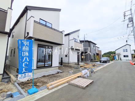 接道状況および現場風景 【三鷹市大沢2丁目】/撮影日2026/08/23