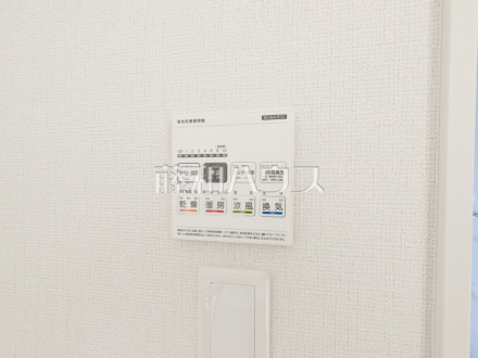 1号棟　浴室暖房換気乾燥機　【三鷹市大沢２丁目】　／撮影日2026/03/01