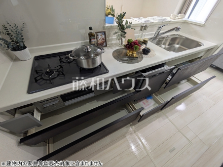 3号棟　キッチン収納　【三鷹市大沢２丁目】／撮影日2025/12/06