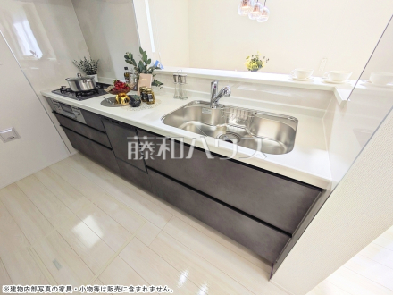 3号棟　キッチン　【三鷹市大沢２丁目】／撮影日2025/12/06