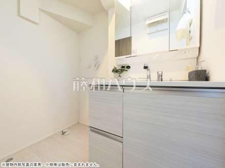 3号棟　洗面室　【三鷹市大沢２丁目】／撮影日2025/12/06