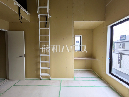 6号棟　居室（施工中）　【三鷹市大沢２丁目】／撮影日2026/06/21