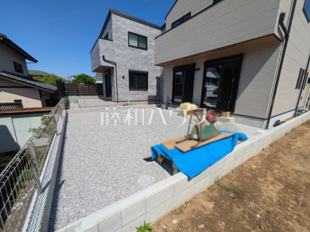 庭　【小平市鈴木町１丁目】／撮影日2026/05/07