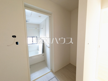 10号棟　洗面室　【日野市平山４丁目】／撮影日2026/03/30