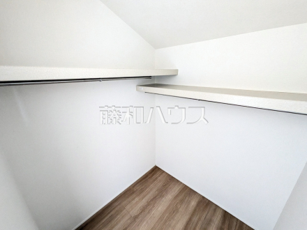 10号棟　ウォークインクローゼット　【日野市平山４丁目】／撮影日2026/03/30