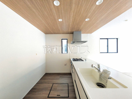 14号棟　キッチン　【日野市平山４丁目】／撮影日2026/04/25