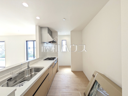 A号棟　キッチン　【日野市落川】／撮影日2026/04/06