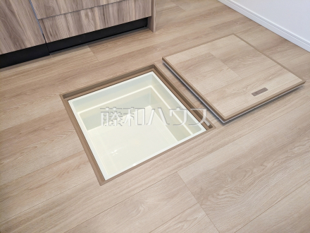 2号棟　床下収納　【国立市西２丁目】／撮影日2025/12/09