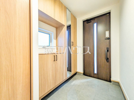 2号棟　玄関ホール　【国立市西２丁目】／撮影日2025/12/11