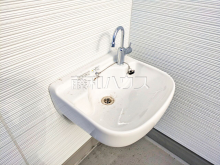 2号棟　バルコニー水栓　【国立市西２丁目】／撮影日2025/12/11