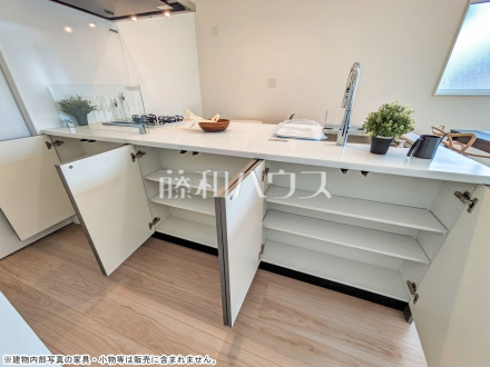 3号棟　キッチン収納　【国立市西２丁目】／撮影日2025/12/11